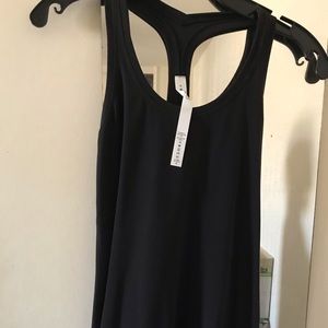 Lululemon race back top, size 6
